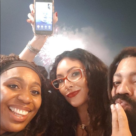 Meet your Posher, Sarah Ann - Picture 5 of 10